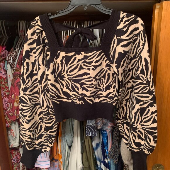 MINKPINK Intazia Cropped Sweater - Picture 3 of 3